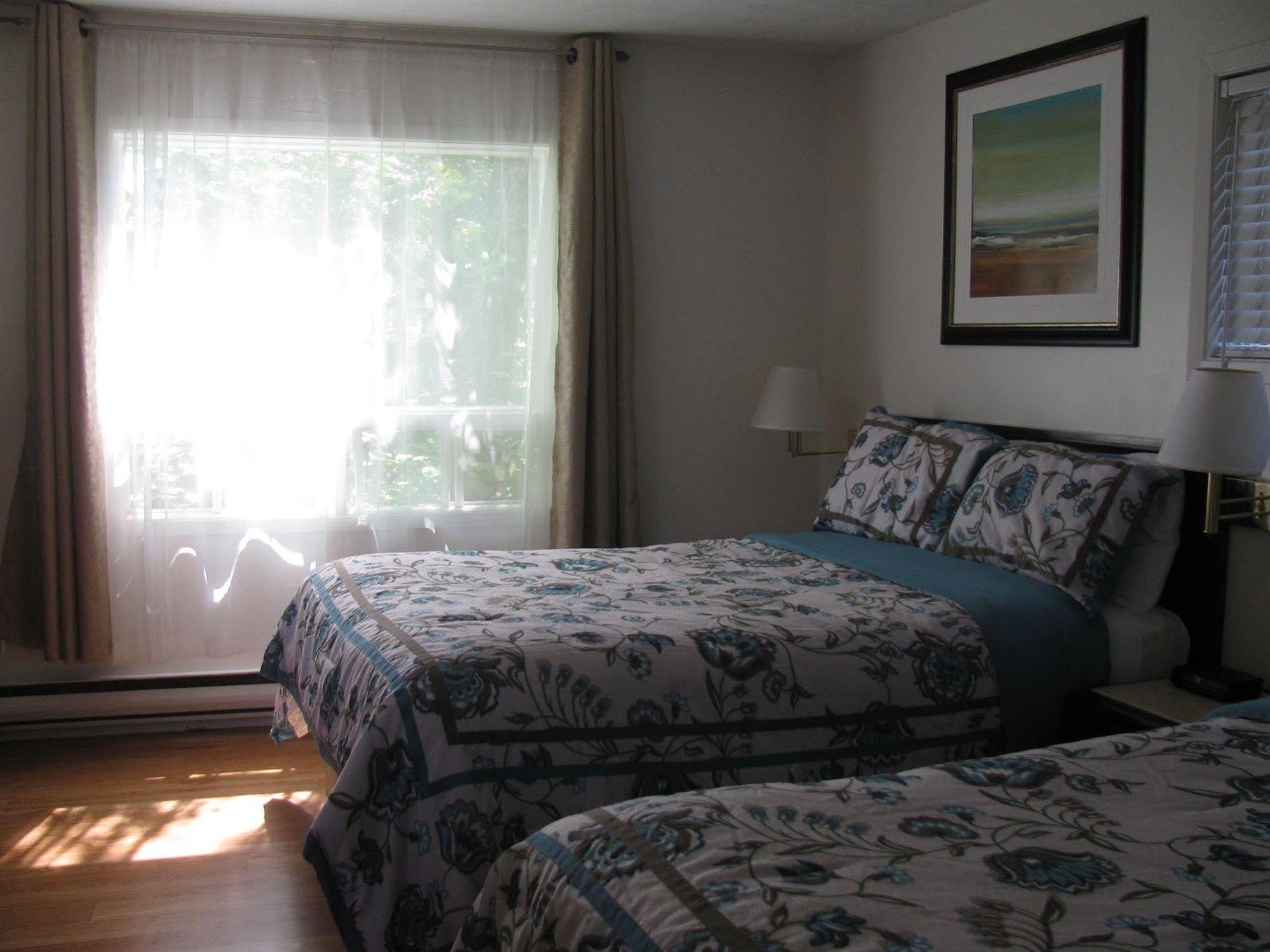 Motel De L'Outlet Magog Екстер'єр фото