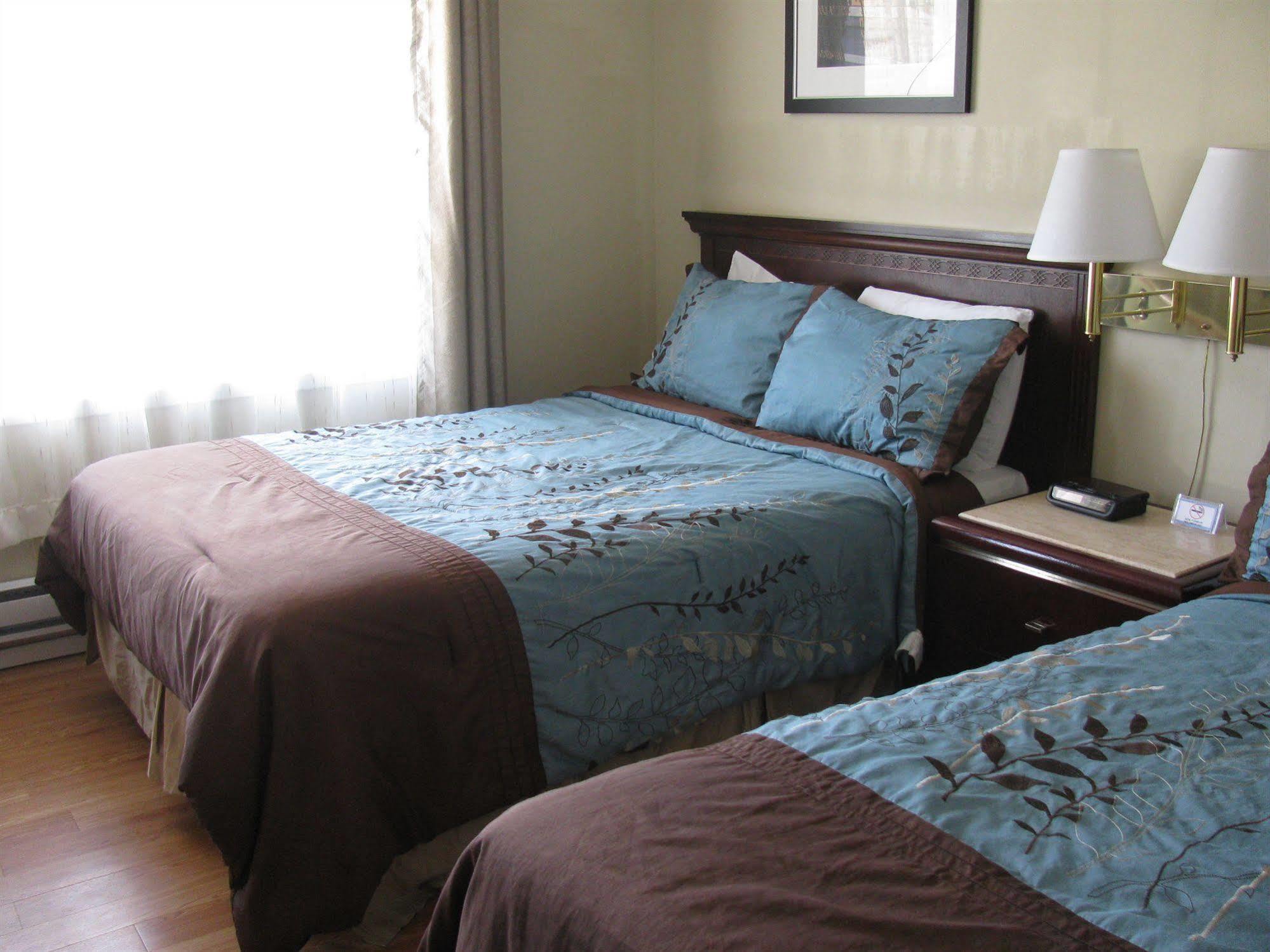 Motel De L'Outlet Magog Екстер'єр фото