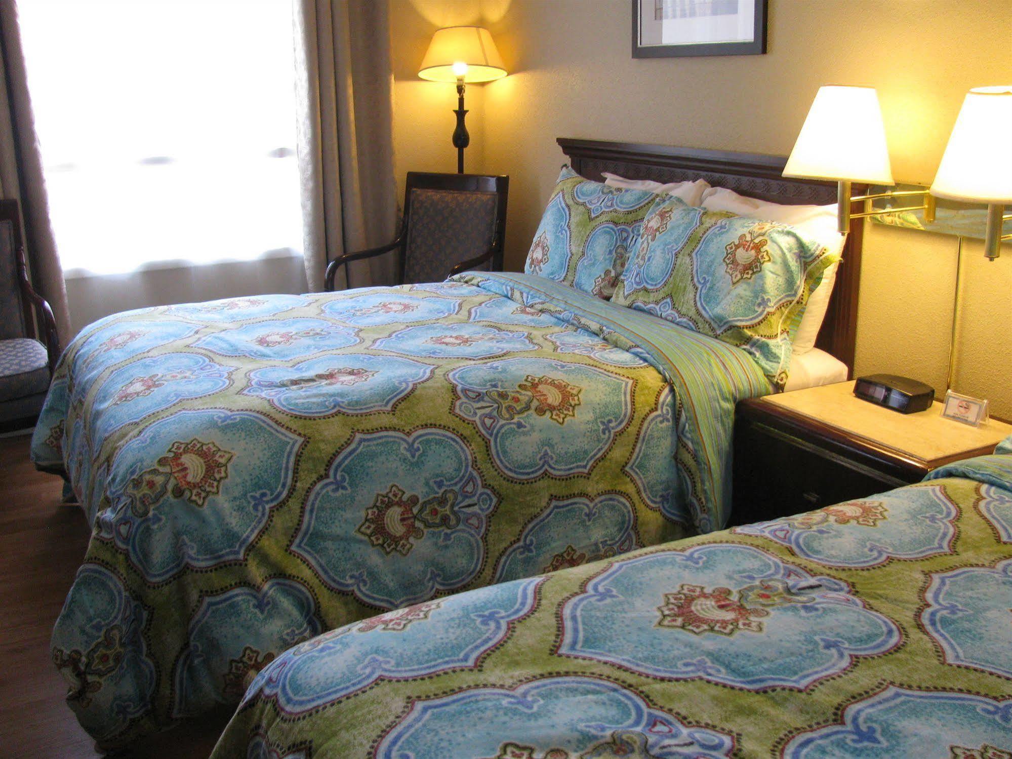 Motel De L'Outlet Magog Екстер'єр фото